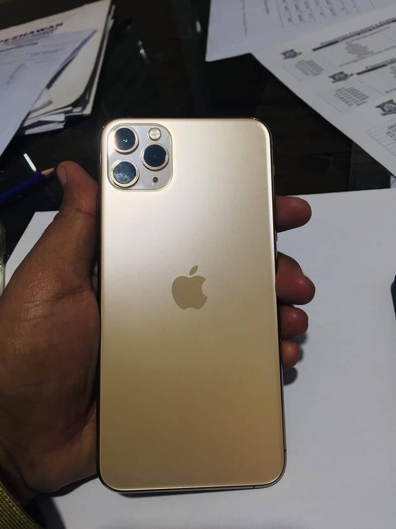 Apple iPhone 11 Pro Max PTA approved  in Lush condition 12