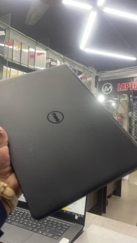 Dell Latitude E7450 3