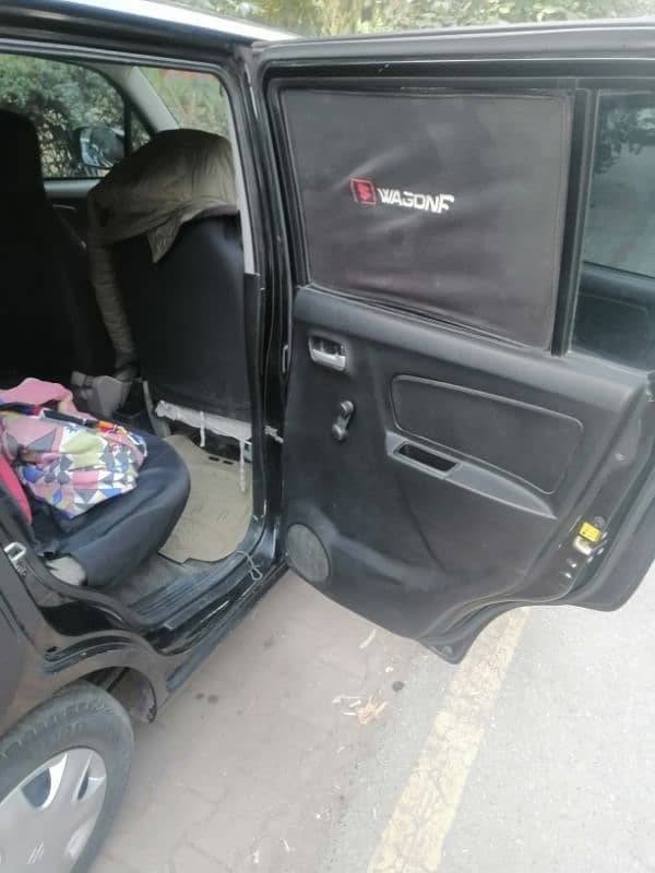 Suzuki Wagon R 2015 4