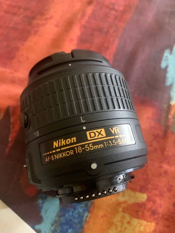 Nikon D3200 with 18-55 lens 0