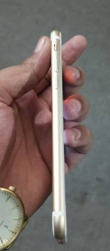 iphone 7 Good Condition 3