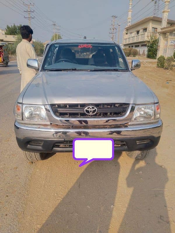 Toyota Hilux 2002 10