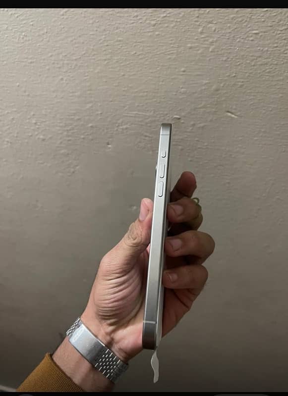 Iphone 15 promax 256 Pta approved natural titanium 2