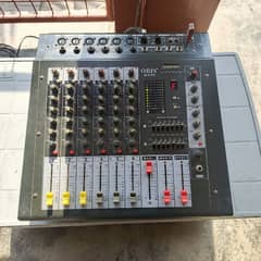 Mixer with Dual 12-inches Speakers