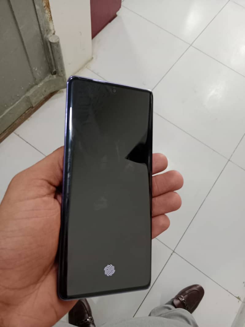 Infinix Hot 50 pro plus 4