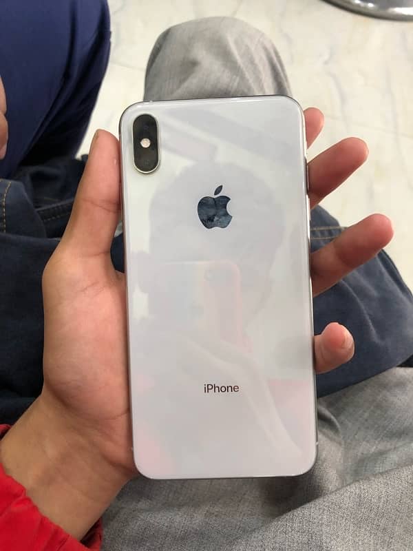 I phone xs max 256 gb 0