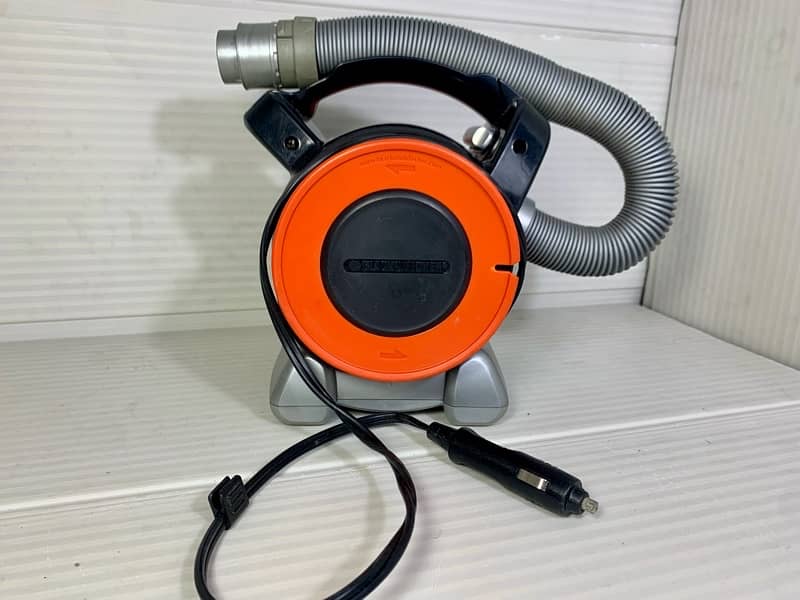 Black & Decker Vacuum Cleaner 1