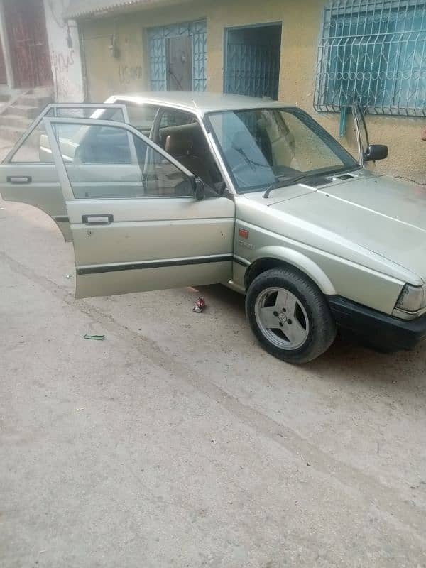 Nissan Sunny 1986 10