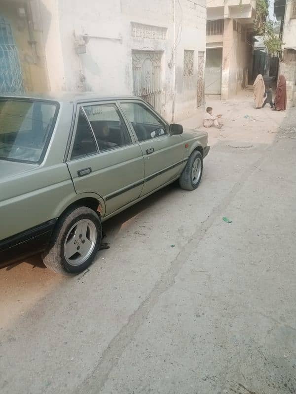 Nissan Sunny 1986 14