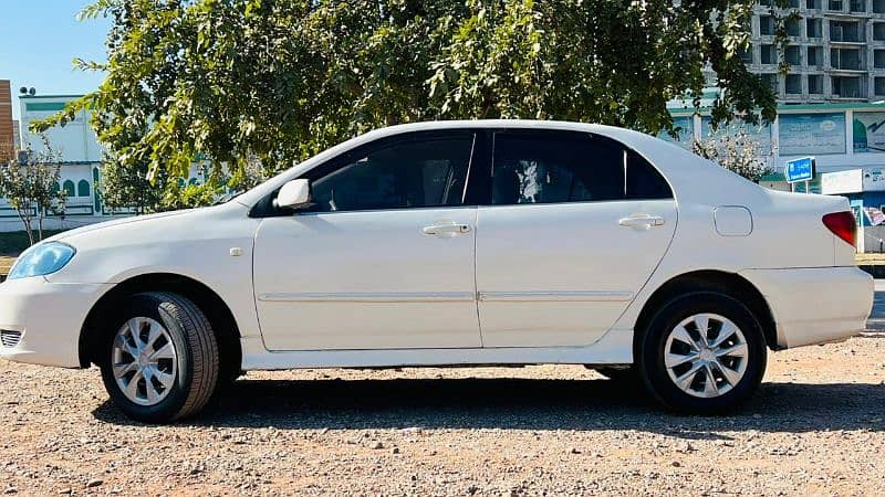 Toyota Corolla 2.0 D saloon  2005 14