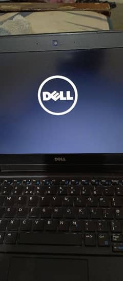 Dell latitude E7250 core i5 6thgen 8gb/256gb