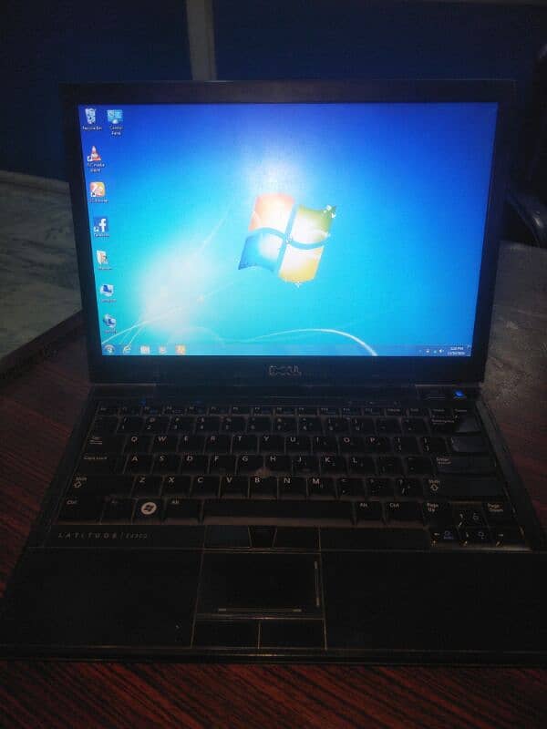 DELL latitude 4