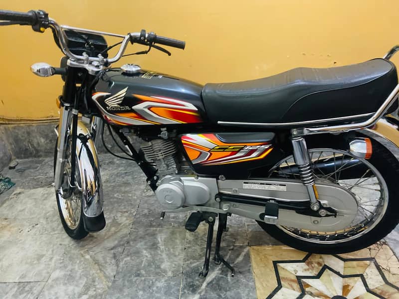 Honda CG 125 2021 4