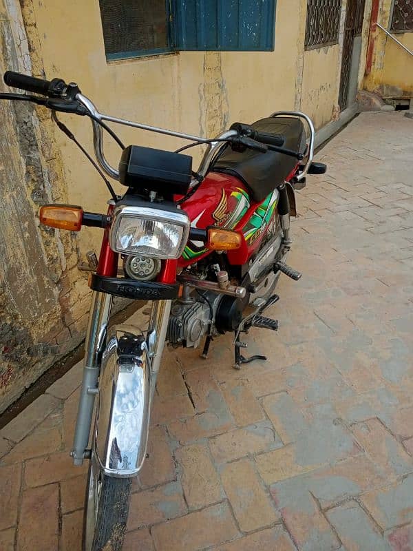 Honda 70 2022 model urgent for sale 0