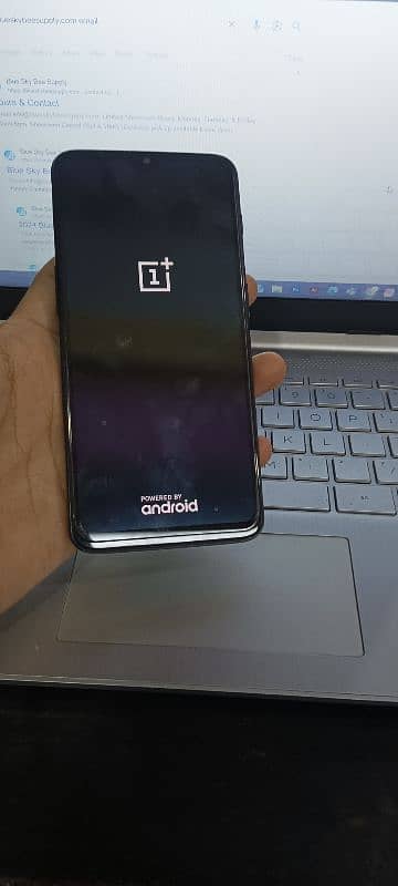 OnePlus 6t 8/128 1