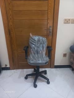 brand new computer chair