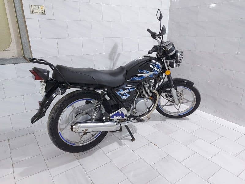 Suzuki GS-150 SE 2021 Available in 10/10 Condition 3