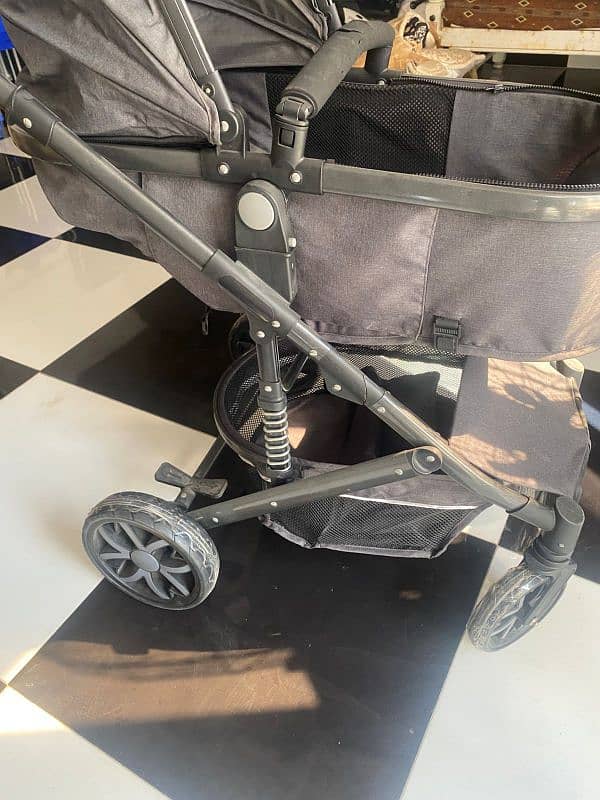 vip stroller 1