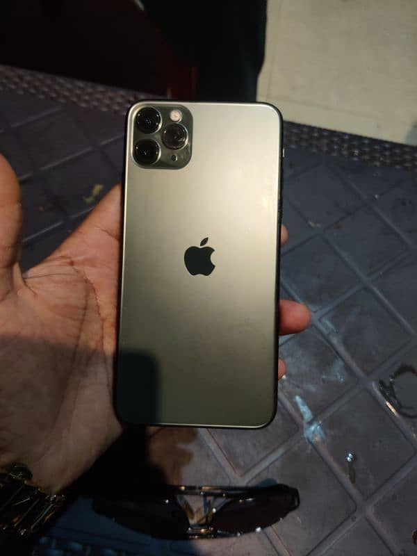 Iphone 11 pro max Non PTA Esim non active 0