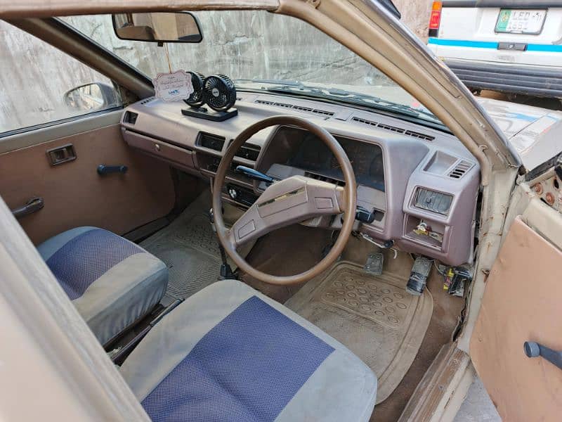 Nissan Sunny 1985 6