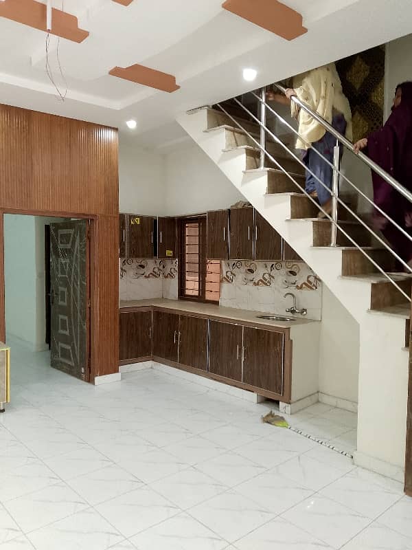 3.5 Marla Double Storey Brand New In Samnabad Lahore 0