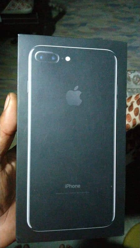 iphone 7 plus non PTA 10 by 10 condition with box 7