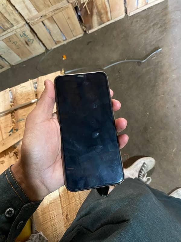 iphone 11pro max 256gb 5