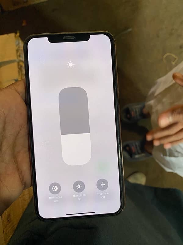 iphone 11pro max 256gb 8