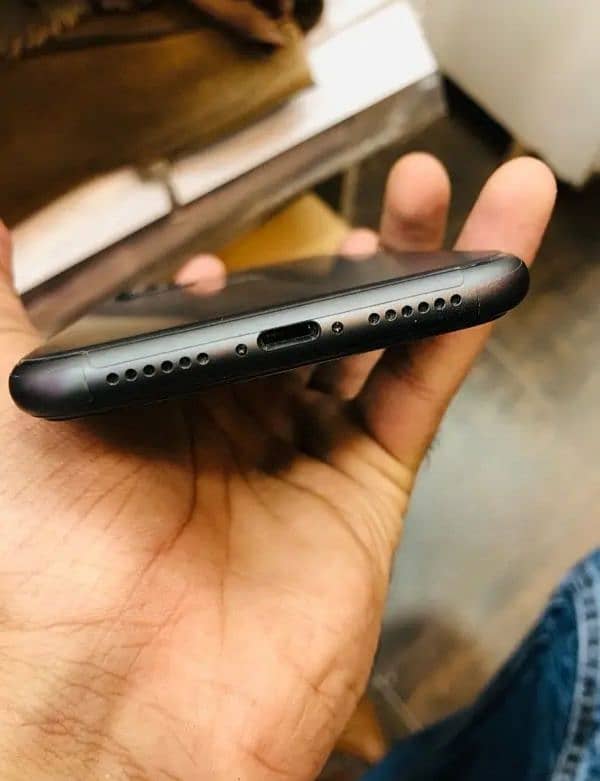 iPhone 11 Non Pta Waterpack 3