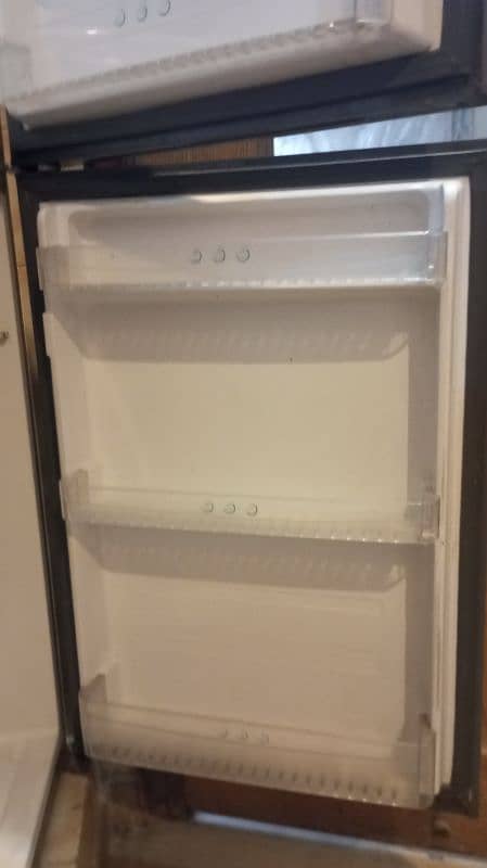 Refrigerator 5