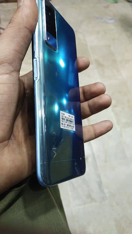 vivo y31 new condition complete Saman. just new 2