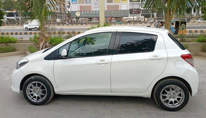 Toyota Vitz 2011/2014 2