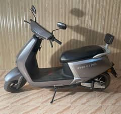 Evee C1 Pro electric scooter