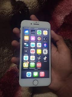 apple I phone 8 non pati