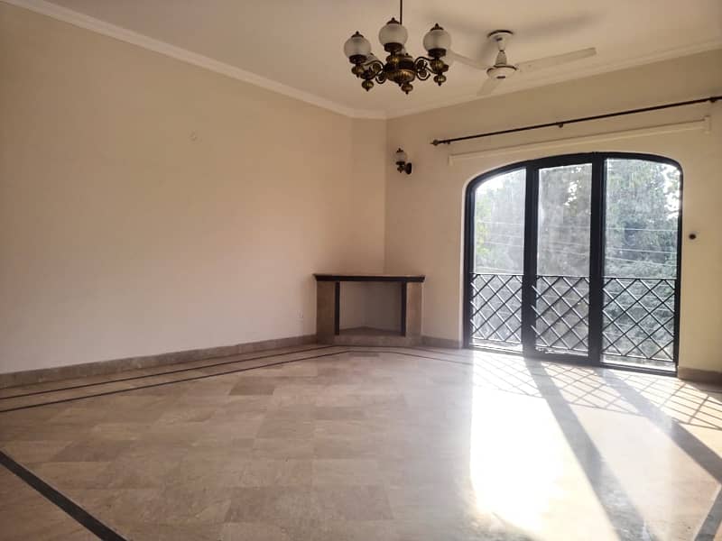 01 Kanal 3 Bed Rooms Beautiful Upper Portion Available For Rent in DHA Phase 2 Lahore Cantt 8