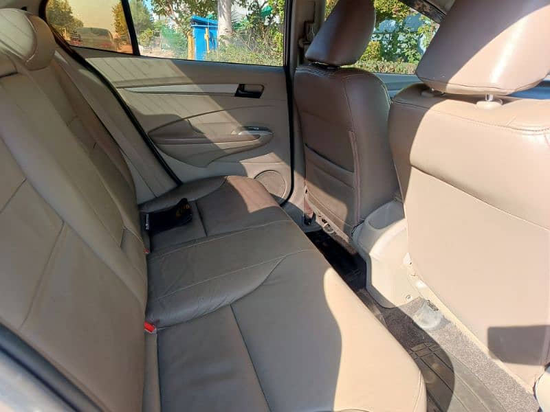 Honda City Aspire 2014 6