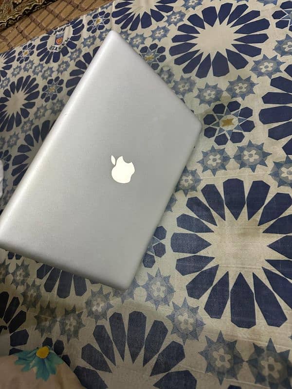 Apple MacBook pro 3