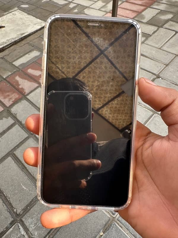 iPhone 11 Pro max 256gb factory unlock 1