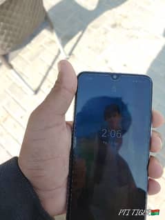 vivo y20 ,4/64