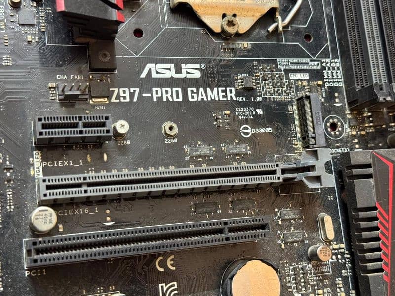 Asus Z97-PRO GAMER TOP OF THE LINE 10/10 6