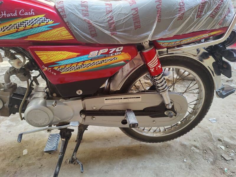 I am selling my new bike only 2500km running 3