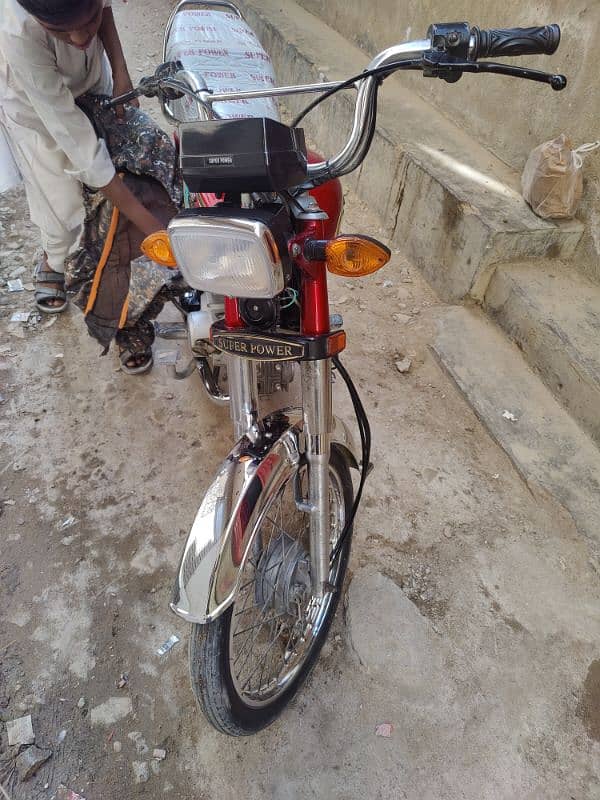 I am selling my new bike only 2500km running 8