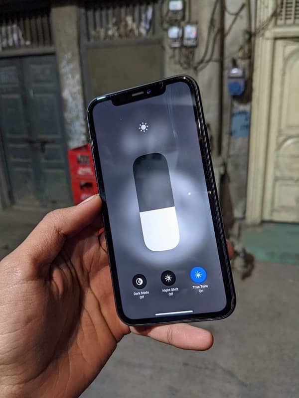 iPhone 11 Non Pta (Factory unlocked) with box 6