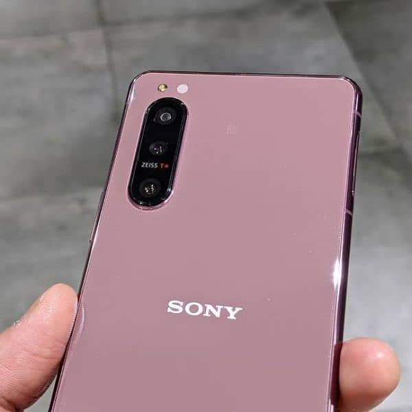 Sony Xperia 5 mark 2 official approved 6