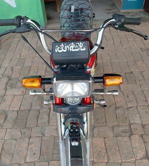 Honda CD 70 Model 22 Shape23 Fresh motorcycle For Sale 3