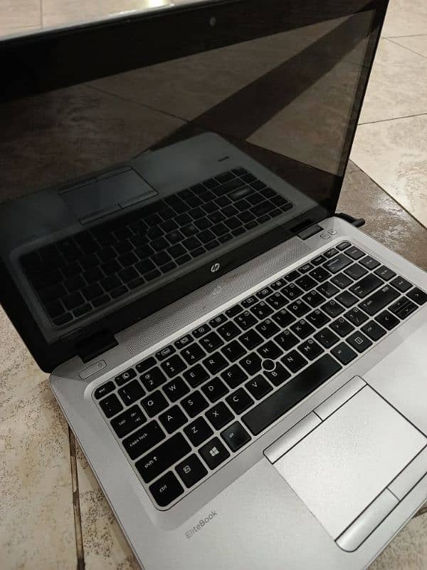 Hp Elitebook i5 6th generation 3