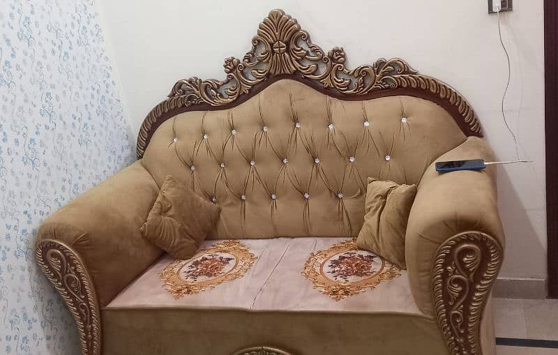 6 seater sofa set with table for sale 1