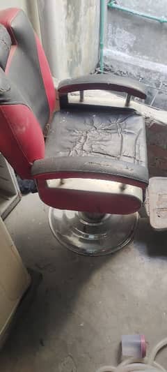 1 chair And 1 Mirror For sale. All ok Things