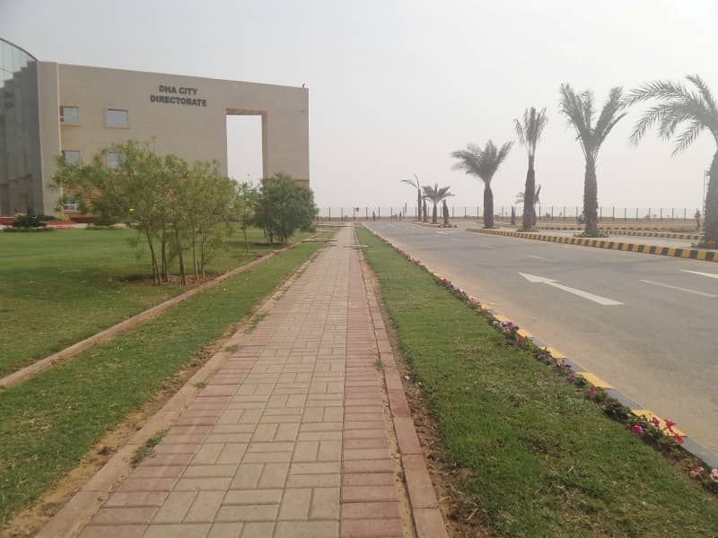 500 YARDS PLOT FOR SALE IN DHA CITY 7