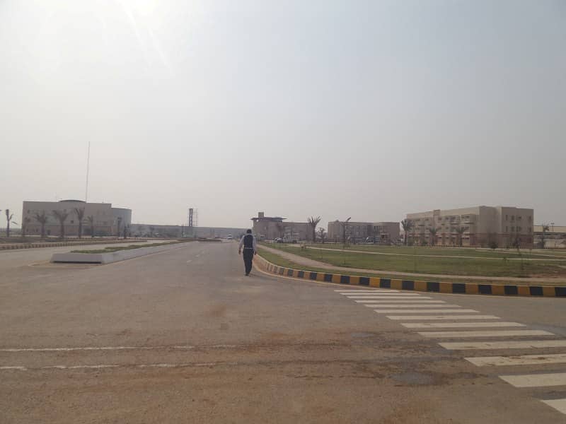 500 YARDS PLOT FOR SALE IN DHA CITY 8